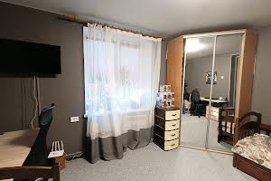 квартира за адресою Бригадна вул., 8