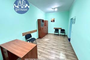 коммерческая по адресу Машинобудівників, 4А