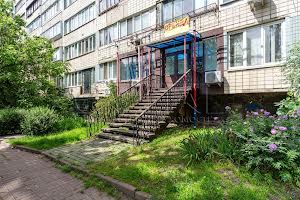 комерційна за адресою Тараса Шевченка бульв., 38