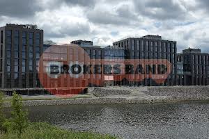 комерційна за адресою Миколи Бажана просп., 1