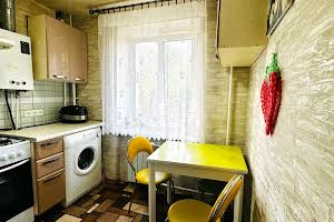 квартира за адресою Ново-Баварський просп. (Ілліча), 105
