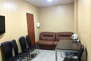 комерційна за адресою Степана Тельги, 65