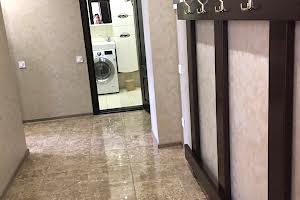 квартира по адресу Маршала Малиновского ул., 18
