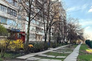 коммерческая по адресу Чернобыльская ул., 18