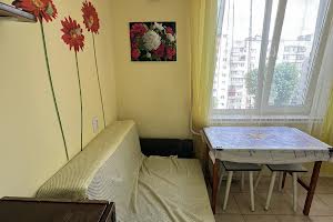 квартира за адресою Пілотська вул., 53