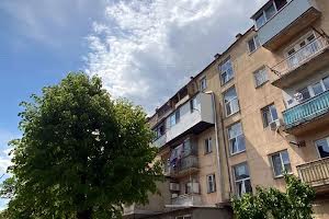 квартира за адресою Генерала Петрова вул., 7