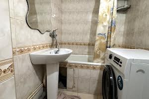 квартира за адресою Євгена Чикаленка вул., 52/2