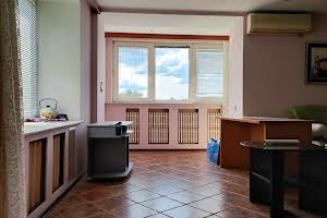 квартира за адресою Космонавтів вул., 8