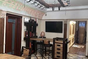 будинок за адресою с. Фонтанка, Горіхова вул.