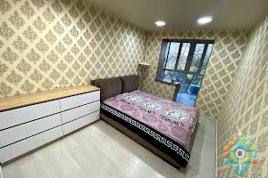 квартира за адресою Героїв просп., 4