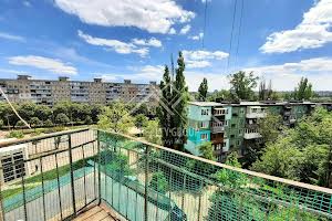 квартира за адресою Федора Караманиць вул. (Ватутіна), 80