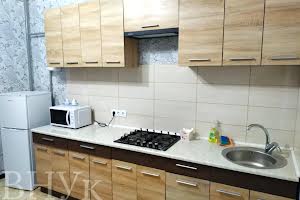 квартира за адресою Олега Антонова, 1