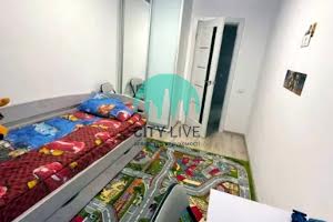 квартира за адресою Гната Хоткевича вул., 77