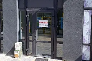 комерційна за адресою Соборна вул., 105/7