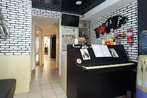 комерційна за адресою Ірпінська вул., 69