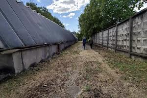 коммерческая по адресу івана франка, 40