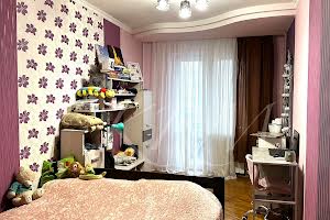 квартира за адресою Павела Йозефа Шафарика вул. (), 2