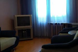 квартира за адресою Тополина вул., 18