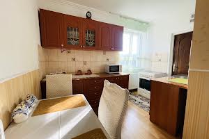 квартира за адресою Миколи Зерова вул., 11