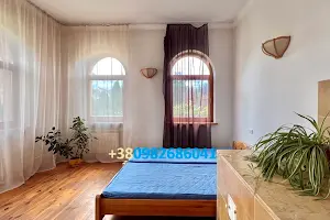 дом по адресу Плютовская ул., 7