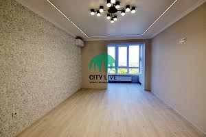 квартира за адресою Потічна вул., 1