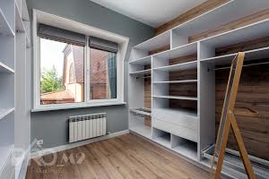 будинок за адресою Крутогірна вул., 8