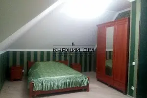 будинок за адресою провулок Орипея/ вул. Л.Українки, 1