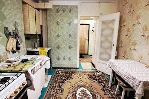 квартира за адресою вул. Карпенка, 2