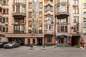 коммерческая по адресу Олеся Гончара ул., 26/28
