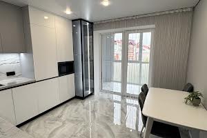квартира за адресою Генерала М. Тарнавського вул., 7