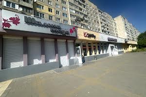 комерційна за адресою Наукова вул., 67
