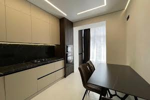квартира за адресою Височана вул., 18
