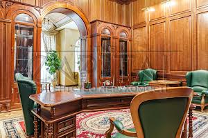 коммерческая по адресу Патріарха Володимира Романюка ул. (Жовтнева), 2Б