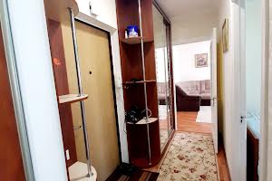 квартира за адресою Михайла Лушпи просп., 32