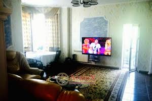 будинок за адресою Дніпровська вул., 44