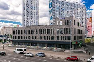 комерційна за адресою Миколи Бажана просп., 1-Ц