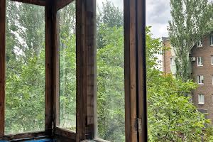 квартира за адресою Демократична вул., 64