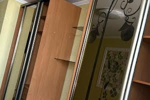 квартира за адресою Разумовского, 10