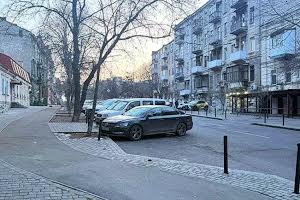 комерційна за адресою Олексія Маркевича вул. (Князівська), 1