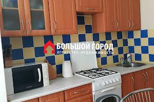квартира за адресою Чарівна вул., 11