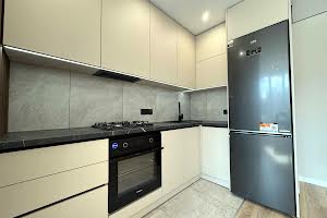 квартира за адресою Степана Бандери вул., 79