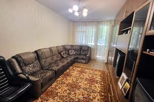 квартира за адресою Комінтерна, 3