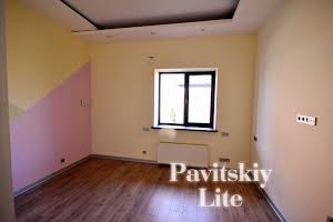 будинок за адресою Сонячна вул.