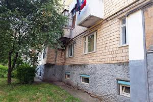 квартира за адресою Героїв Крут бульв. (Героїв Сталінграду), 22