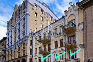 коммерческая по адресу Паторжинского ул., 4