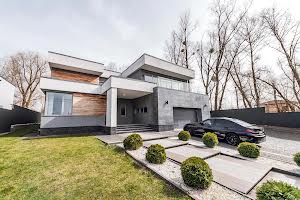 дом по адресу с. Осещина, Центральна