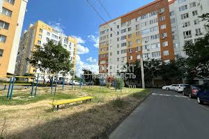 квартира за адресою Балакірєва, 17