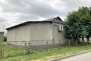 комерційна за адресою Чорновола, 1
