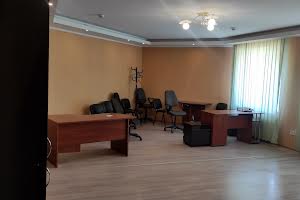 комерційна за адресою Мечникова вул., 2/1