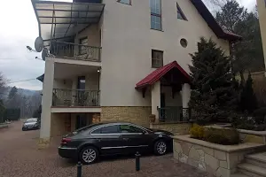 будинок за адресою Свободи вул.